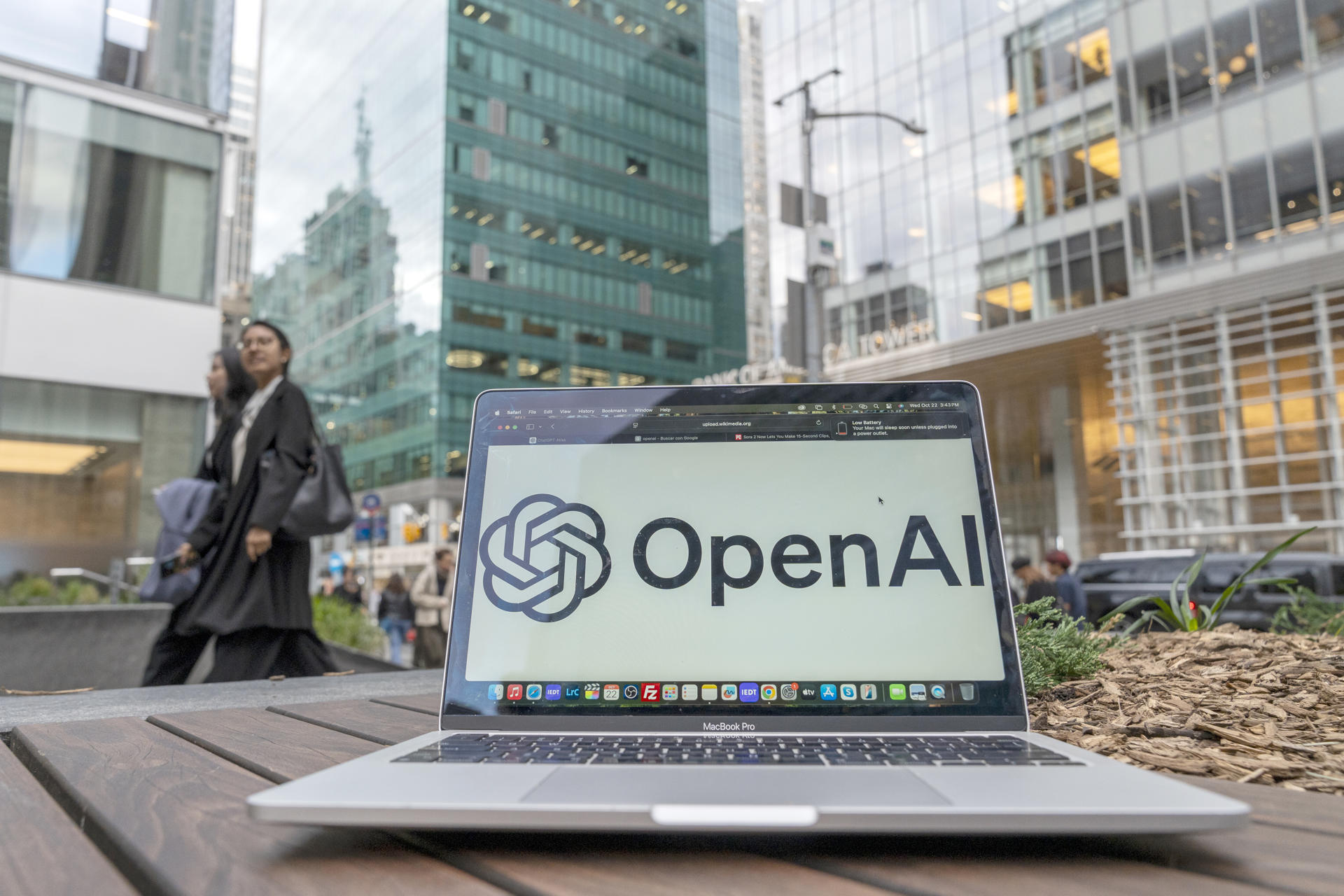 Amazon, SoftBank y Nvidia inyectan 110,000 millones de dólares en ...