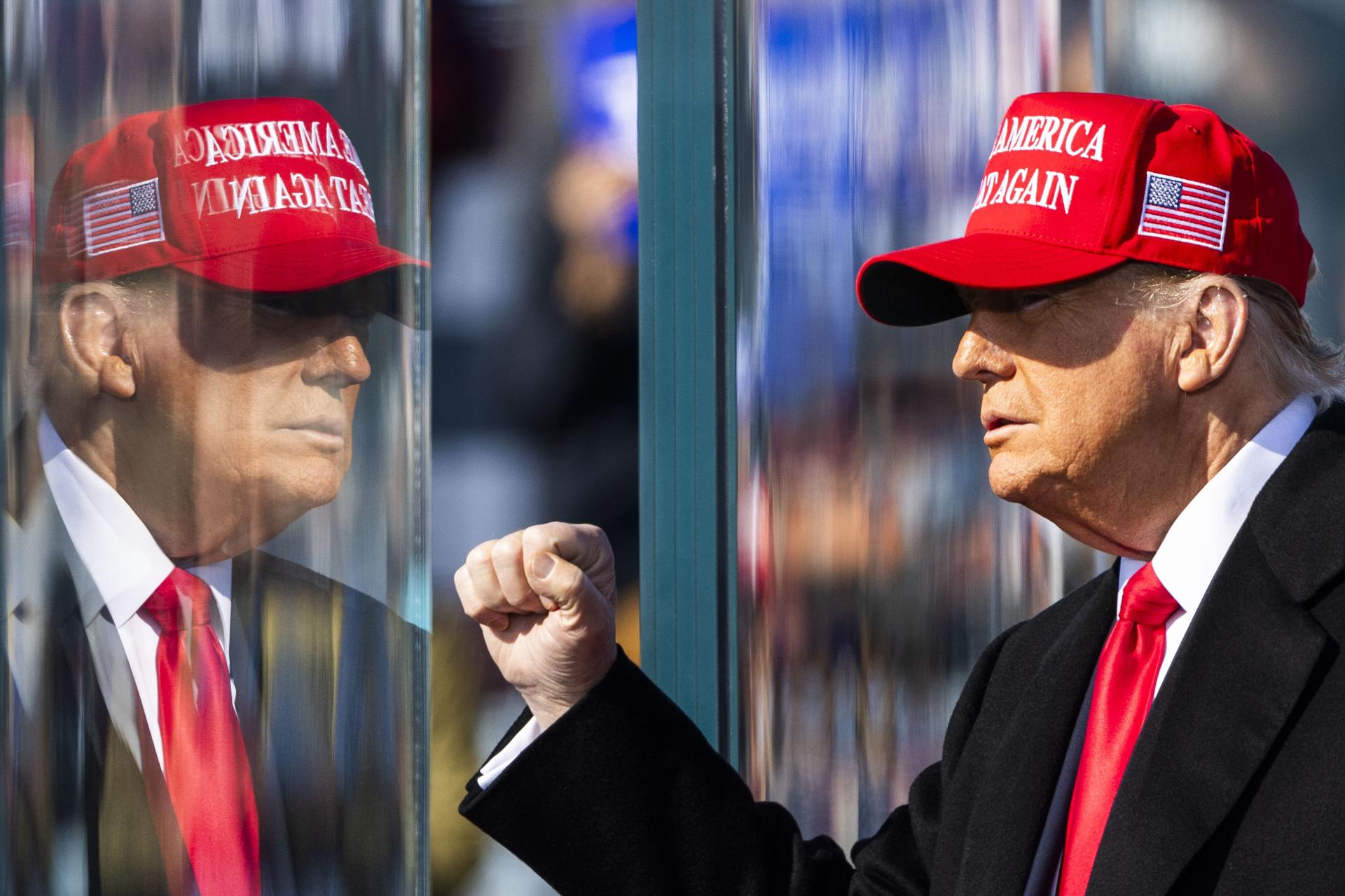Imagen del artículo de NewsPR: Trump vuelve a prometer dividendos de 5.000 dólares si republicanos ganan las legislativas
