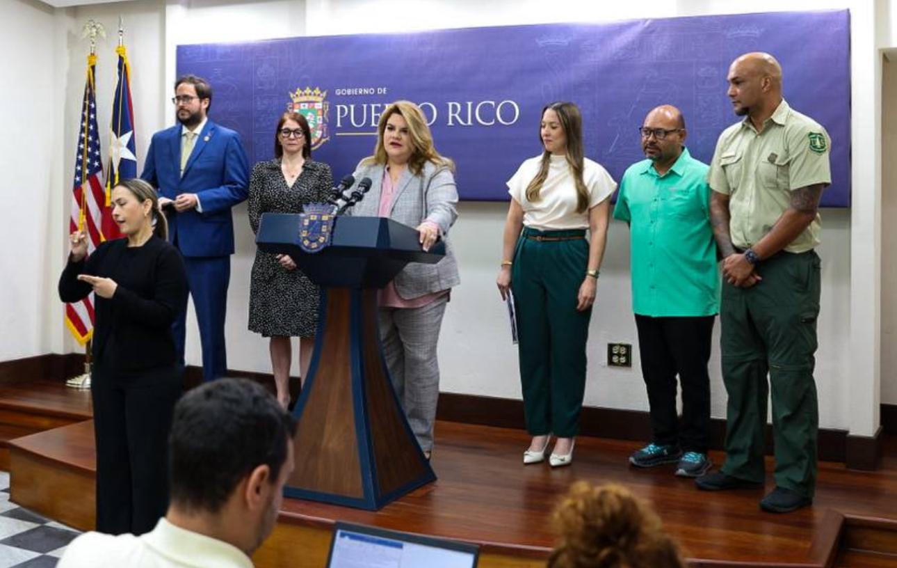 Gobierno amplía acceso digital a servicios en CESCO y Autoexpreso | NewsPR